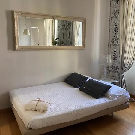 Casa Bocchi 3 דירה *